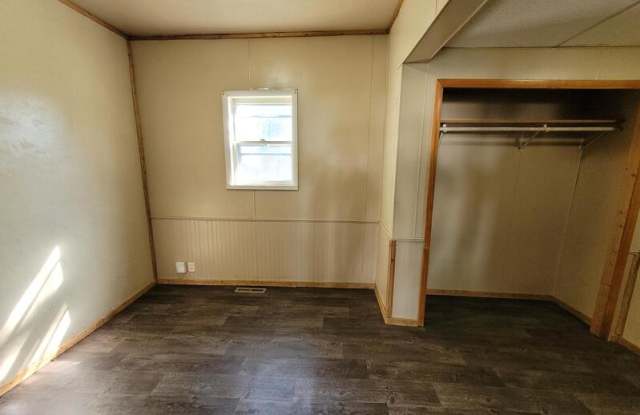 1197 Dousman Street Gallery 2
