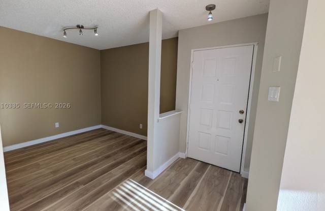 10450 SW 157th Ct Gallery 2