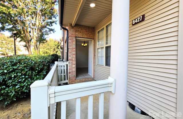 6427 Quarterbridge Lane Gallery 2