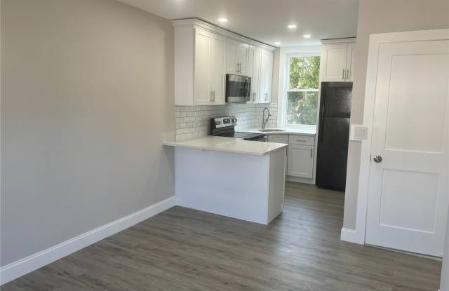 93 N Ocean Avenue - 93 North Ocean Avenue, Freeport, NY 11520