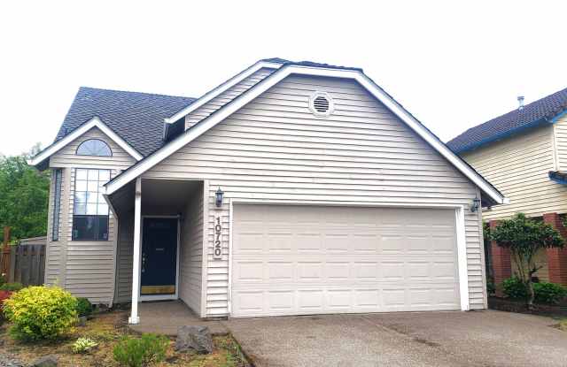 Two Level House in Summer Lake Neighborhood photos photos