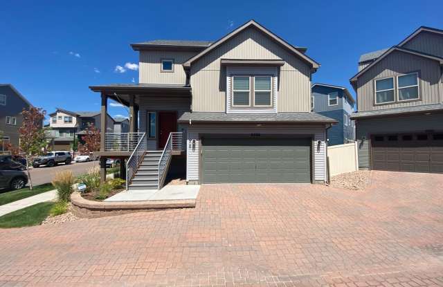 Beautiful 3 bedroom Carriage House in Banning Lewis Ranch!!!! photos photos