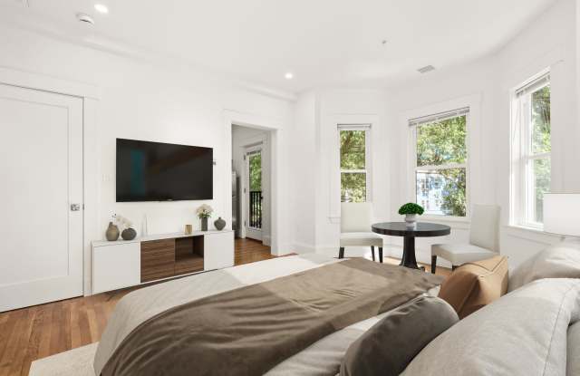 51 Boylston Street - 4 photos photos