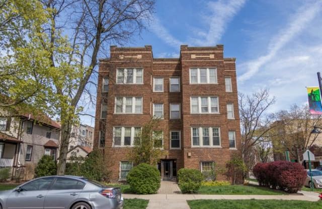 844 S Humphrey Ave - 844 South Humphrey Avenue, Oak Park, IL 60304