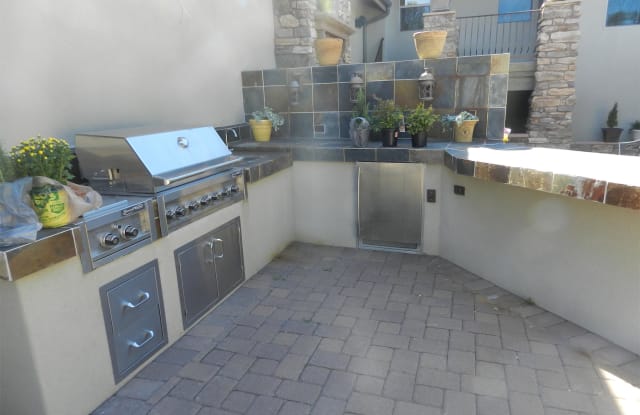 5687 W Indian Camp Rd'VACATION RENTAL' Gallery 4