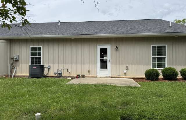 1900 Knob Creek Road Gallery 3