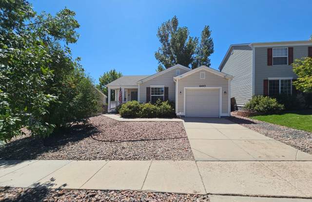 Charming 2 Bed, 2 Bath in Stetson Hills! photos photos