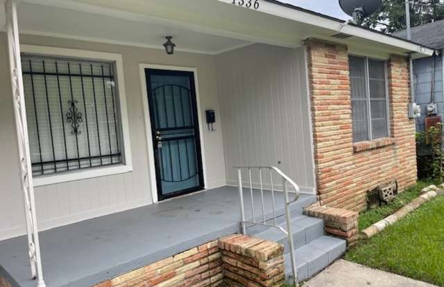 1336 N. 29th Street $1000 per month photos photos