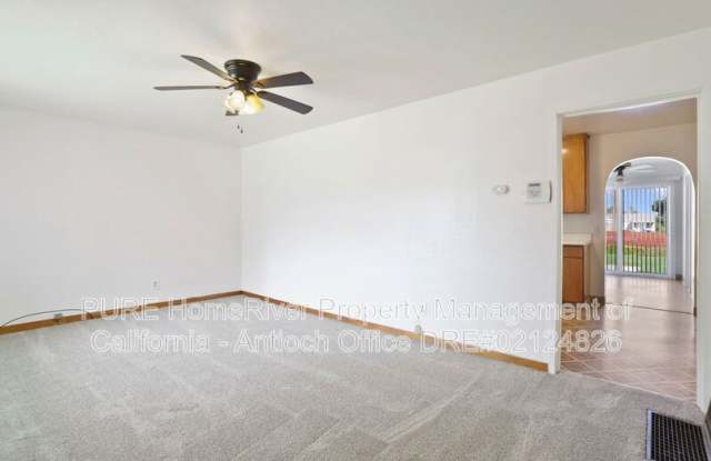 322 W. Madill Street Gallery 4