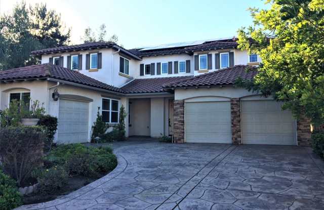 1396 S Creekside Drive - 1396 South Creekside Drive, Chula Vista, CA 91915