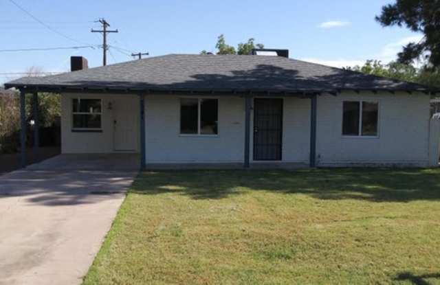 2241 W Whitton Ave photos photos