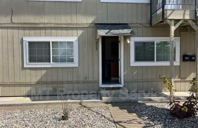 323 Kelly Ct. photos photos