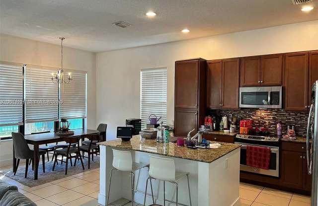 3214 W 97th Street 3214, Hialeah, FL 33018 - 2041 photos photos 3214 W 97th Street 3214, Hialeah, FL 33018 - 2041 photos photos