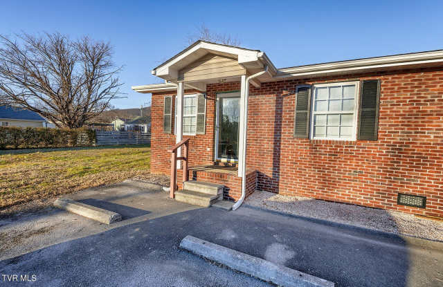 109 Midnight Drive unit: 2 photos photos