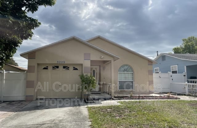 3229 23rd St N photos photos