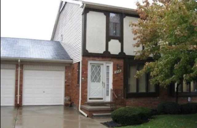 205 Pineview Court photos photos