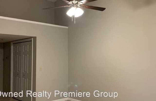 210 Reserve Way Gallery 3