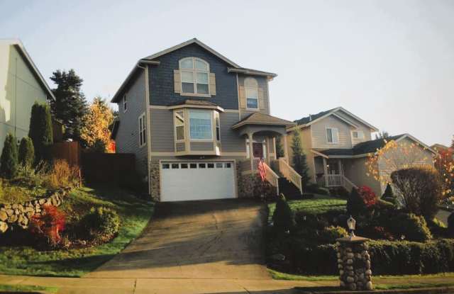 Sophisticated Style Port Orchard Home 3Bed 2.5 Bath - 1075 Heron Ridge Avenue, Port Orchard, WA 98366