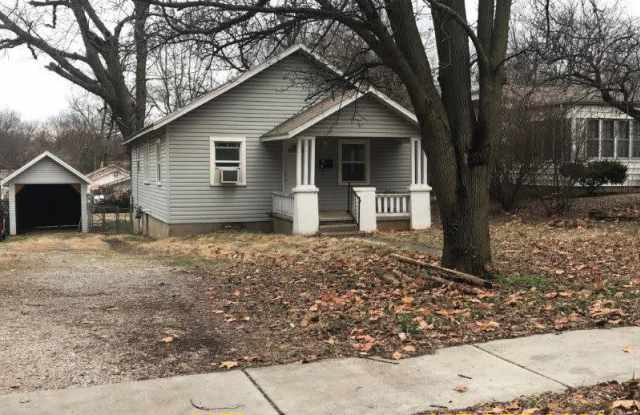 2229 North Johnston Avenue photos photos