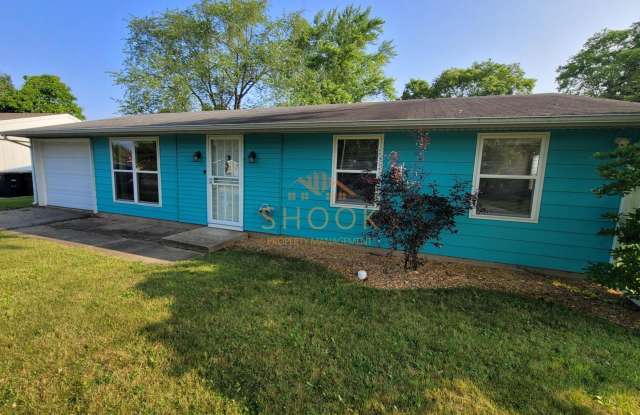 METICULOUSLY MAINTAINED COZY HOME photos photos