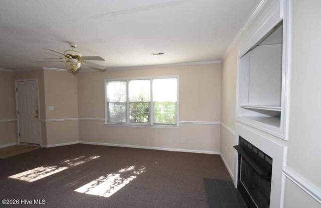 3818 Sterling Pointe Drive Gallery 3