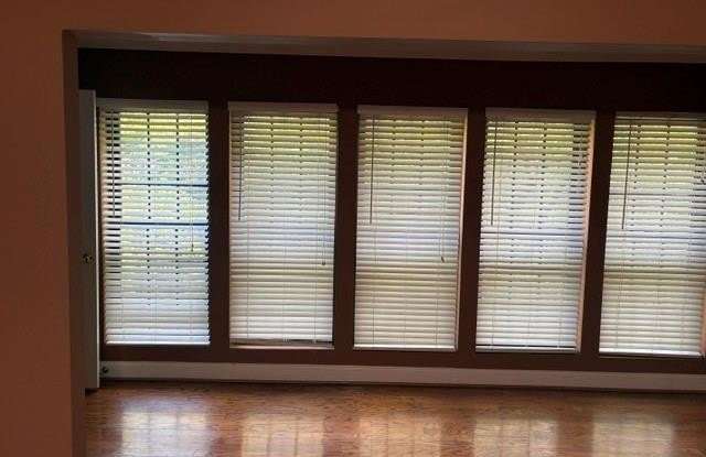 24105 Plantation Drive NE Gallery 4