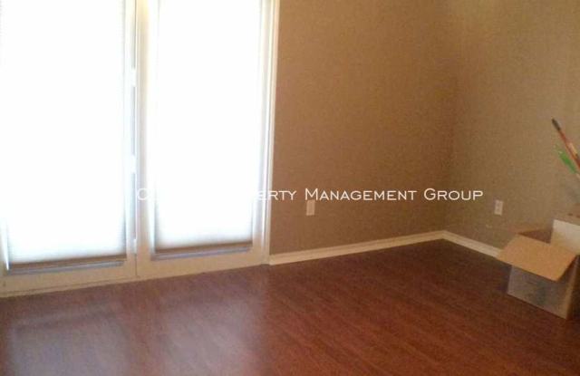 937 Cedarland Boulevard Gallery 2