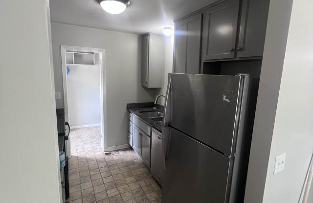 5125 Manorwood Court Gallery 4
