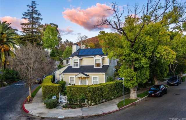 3163 La Suvida Drive Gallery 2