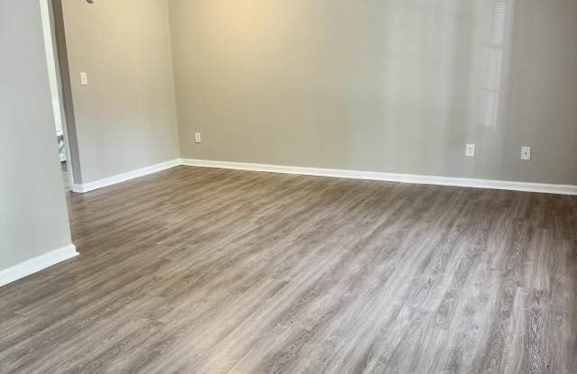 1231 Westpointe Drive Gallery 2