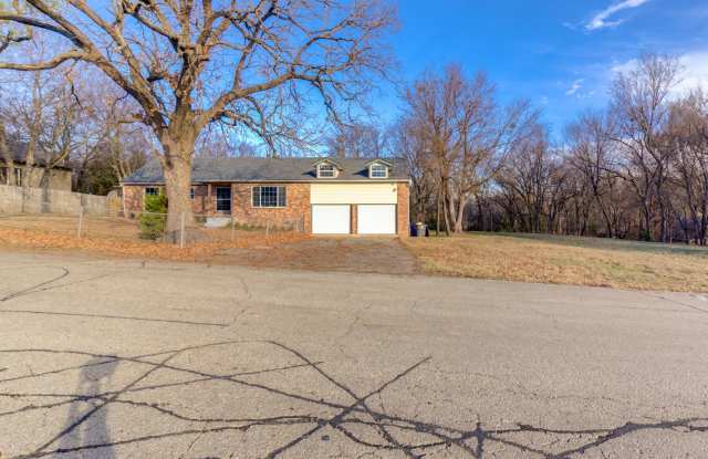 Stunning 4 Bed 3 Bath Home on Quiet Street! photos photos