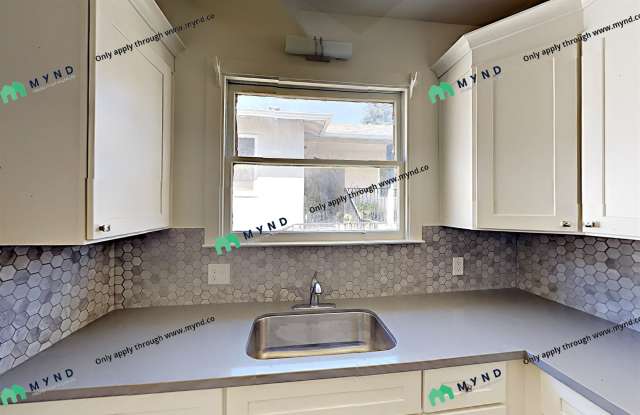 848 Erie St Apt 3 Gallery 4