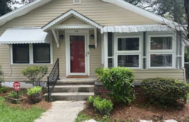 1318 Oak Street photos photos