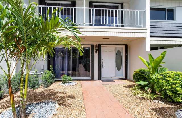 8123 SW 81st Pl Gallery 2