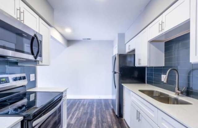 1672 Aquarena Springs Dr Gallery 3