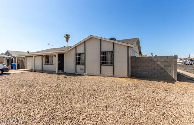 7926 W CAMPBELL Avenue photos photos