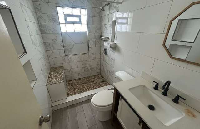3 BED 1 BATH SINGLE FAMILY HOME IN GARFIELD HEIGHTS! Gallery 3