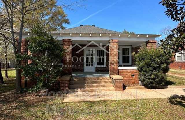 1208 W Whitner St photos photos