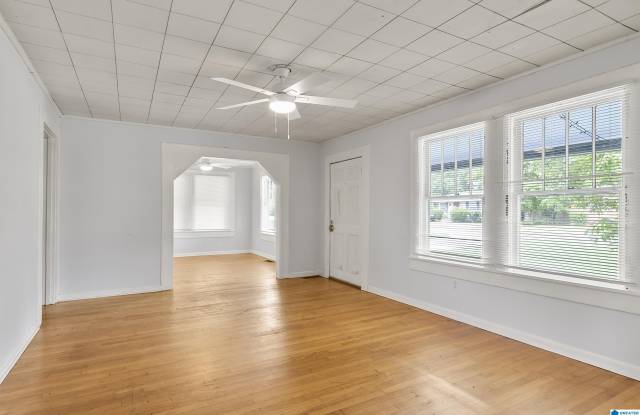 2217 PRINCE AVENUE photos photos