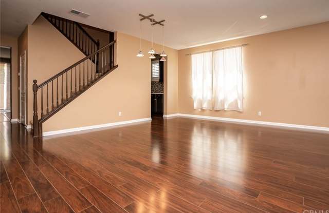 304 Summit Crest Drive Gallery 2
