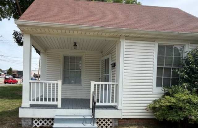 2 bedroom Carytown Cottage photos photos 2 bedroom Carytown Cottage photos photos
