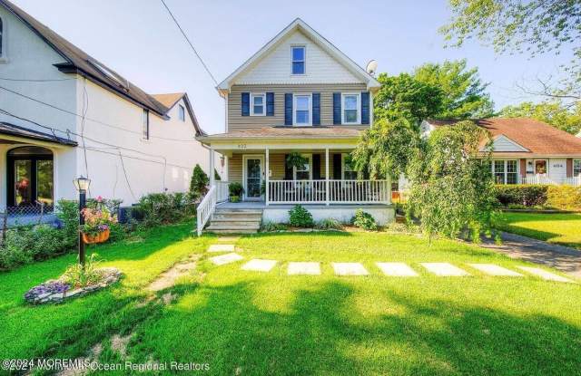 402 W Park Avenue - 402 West Park Avenue, Oakhurst, NJ 07755