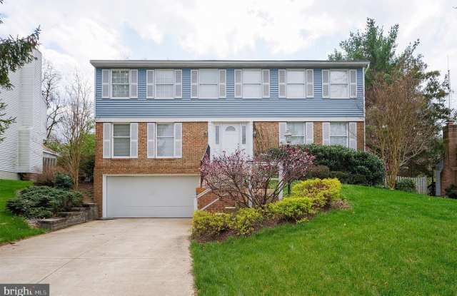 1402 Kingstream Dr, Herndon, VA 20170-Listed by Marc Vuolo - - 1402 Kingstream Drive, Dranesville, VA 20170