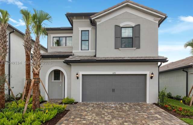 4470 Waterside Dr photos photos 4470 Waterside Dr photos photos