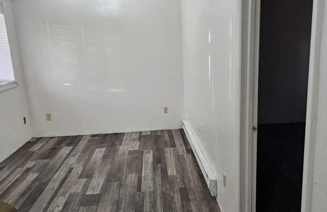 110 7th Street photos photos