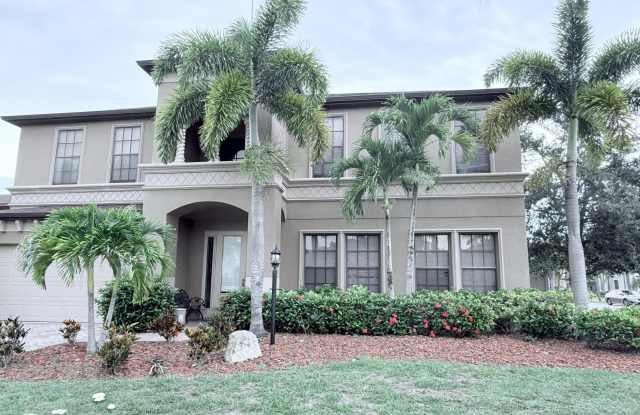 1185 Talon Way photos photos