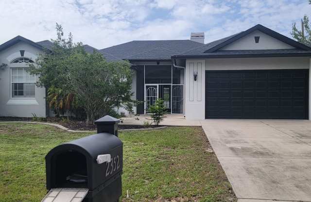 Large 3/2.5/2 PORT CHARLOTTE POOL HOME - convenient location! photos photos