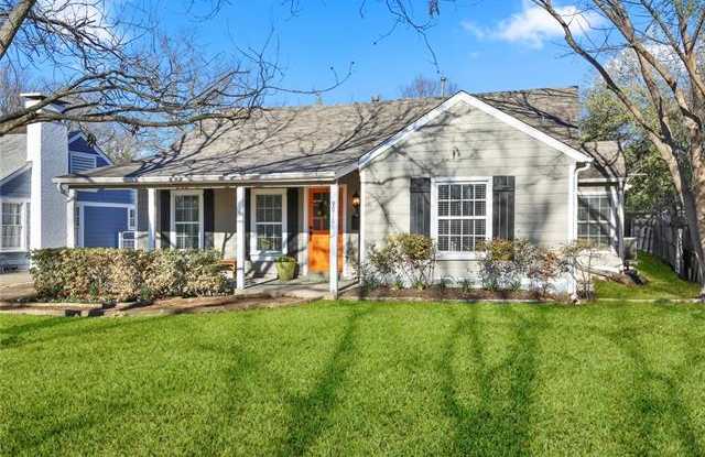 9011 Redondo Drive Gallery 2