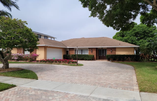 11314 Harborside Dr - 11314 Harborside Drive, Pinellas County, FL 33773