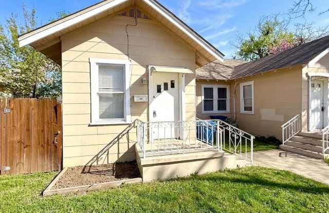 *COMING SOON* Charming Duplex with Fenced Yard – Minutes from St. Philip's College! photos photos *COMING SOON* Charming Duplex with Fenced Yard – Minutes from St. Philip's College! photos photos